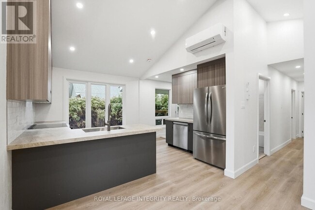 Photo du bâtiment - 2291 Badger Crescent