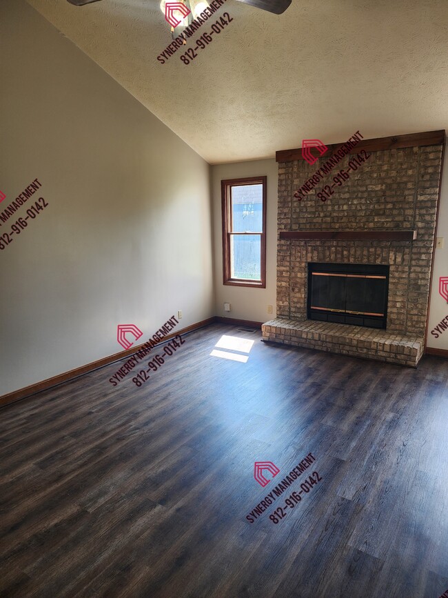 Building Photo - 4911 Shenandoah Ave
