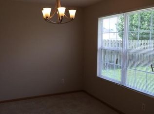Foto del edificio - 6514 Hunters Creek Blvd