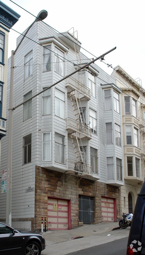 Primary Photo - 1538 Clay St