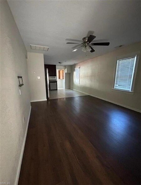 Foto del edificio - 3425 Johns St
