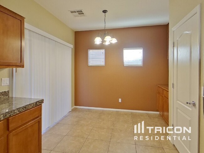 Foto del edificio - 18509 N 20th Pl