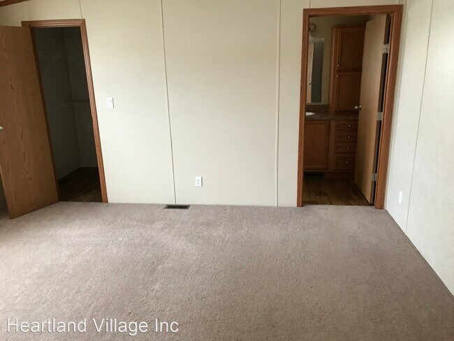 Building Photo - 3 br, 2 bath House - 1429 6th Ave SE