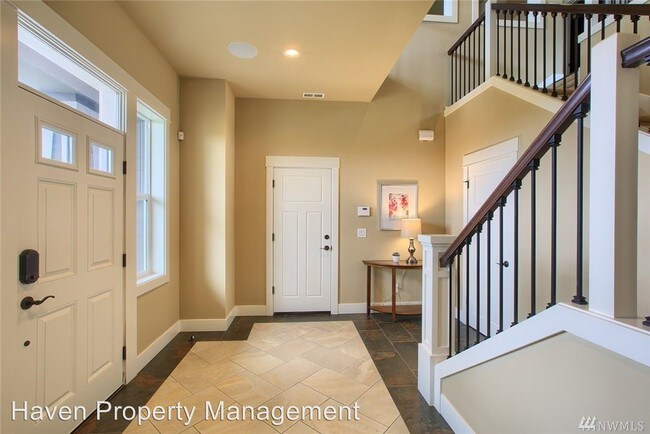 Foto del edificio - 4 br, 3.5 bath House - 7106 169th Ave SE