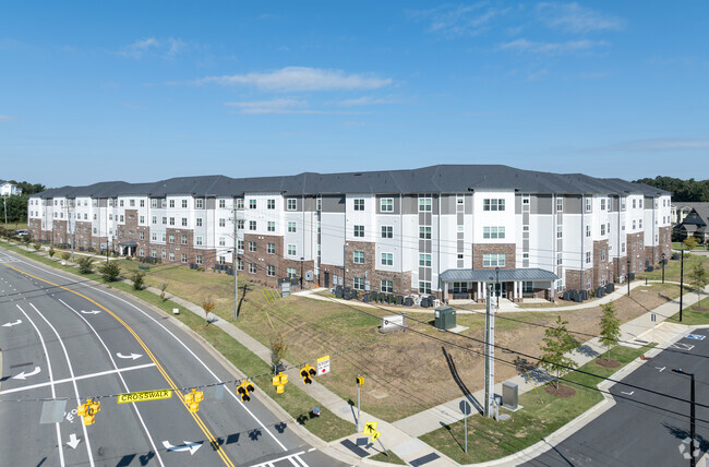 Foto del edificio - Rockwell Place Senior Apartments