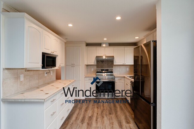 Foto del edificio - Charming 3 bedroom, 2 bathroom home in quiet cul-de-sac!