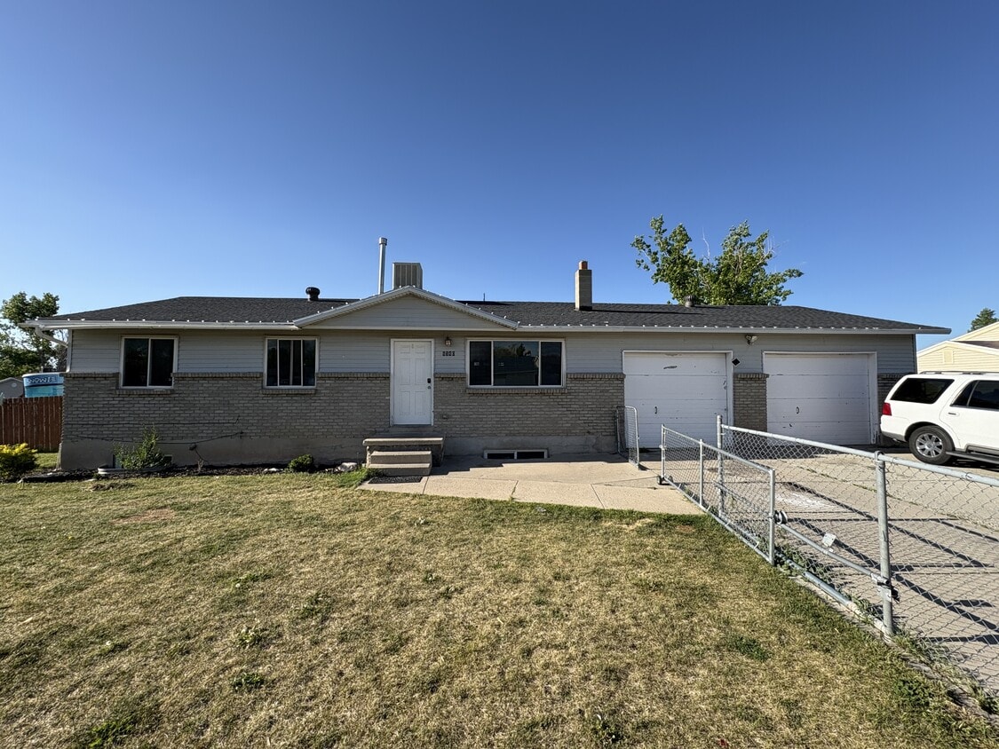 Foto principal - 6540 King Valley Rd