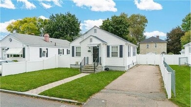 Building Photo - 88 Mink Rd