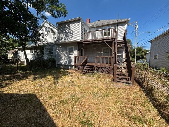 Building Photo - 116 Heaton Ave
