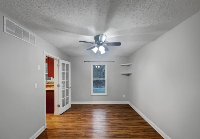 Building Photo - 50 Bentbrook Ct