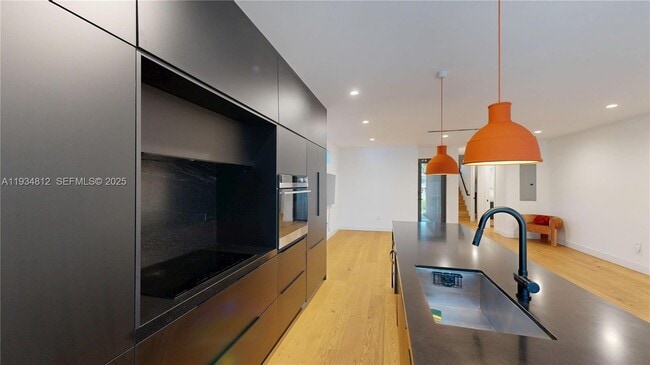 Foto del edificio - 353 NW 50th St