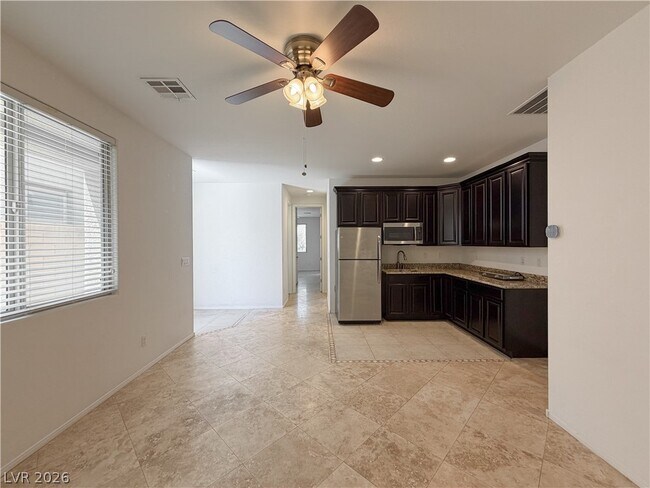 Foto del edificio - 7296 Spring Flower Ave