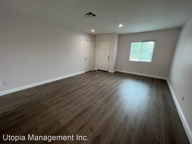 Building Photo - 3 br, 2.5 bath House - 6948 Sunbeam Way