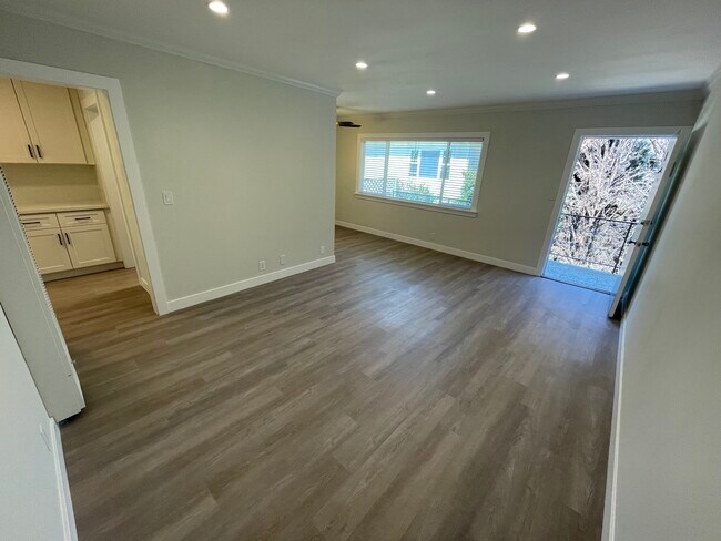 Foto del edificio - 1549 S. Westgate Ave.