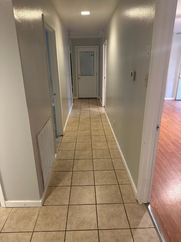 Building Photo - 2319 Houston St