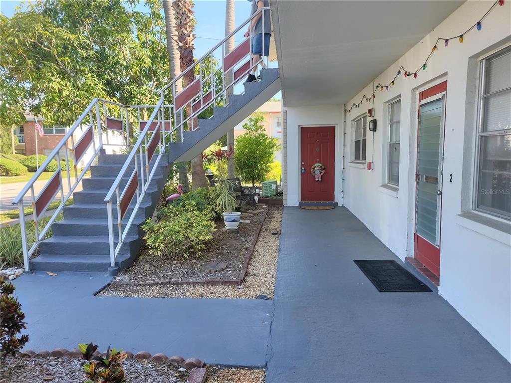 Primary Photo - 5850 18th St N