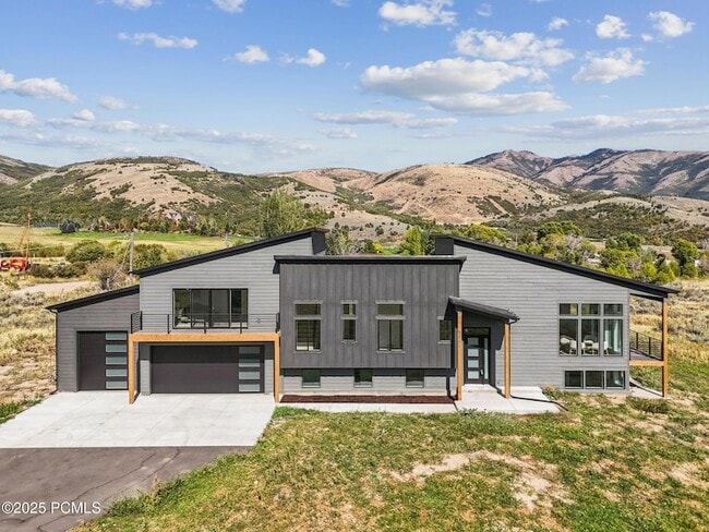 Building Photo - 5866 N Fork Rd