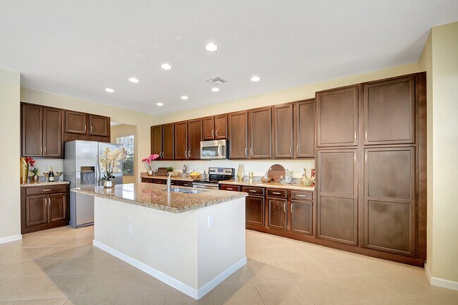 Foto del edificio - 9552 Phipps Ln