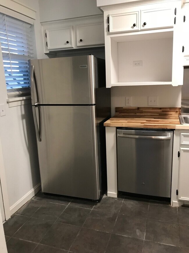 Foto del edificio - 117W-117 Wentworth Street