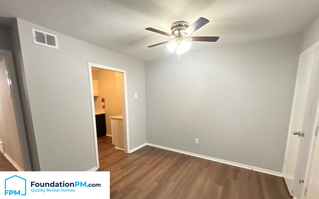 Foto del edificio - 3945 Macon Rd