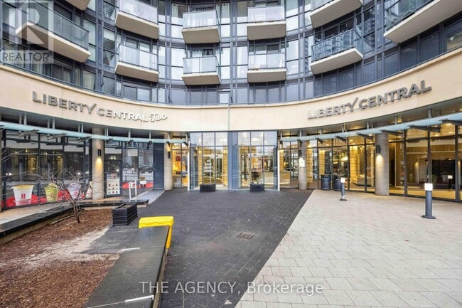 Building Photo - 51 E Liberty St