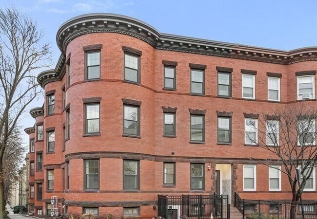 Foto del edificio - 65 Pleasant St