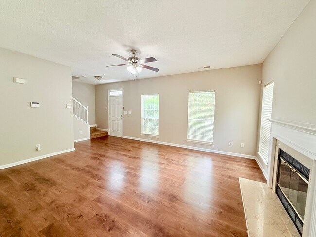 Foto del edificio - 2812 Chalgrove Ln