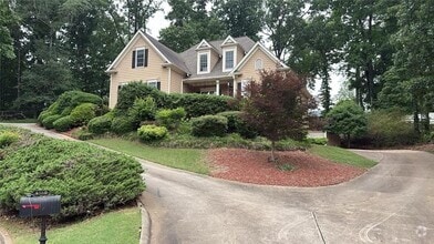 Building Photo - 4560 Dennington Trce