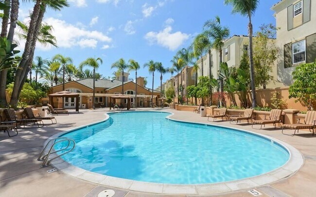 Foto del edificio - 12358 Carmel Country Rd
