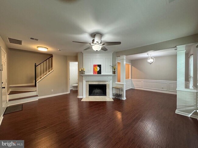 Foto del edificio - 8141 Bayonet Way