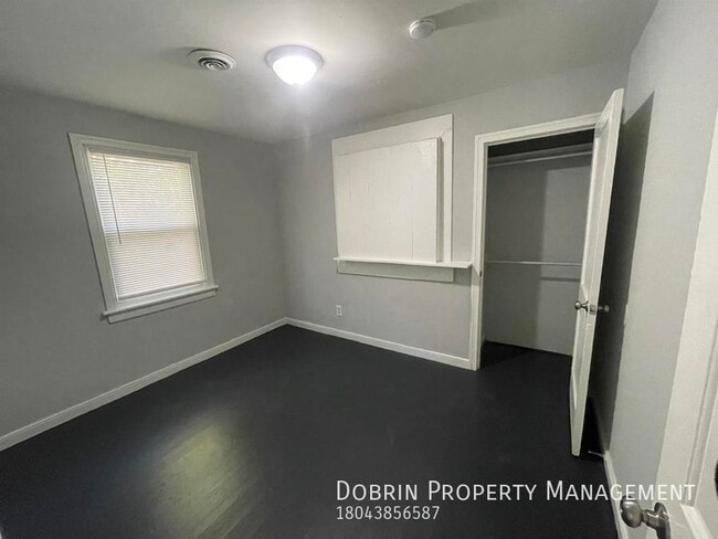 Building Photo - 4700 Caldwell Ave