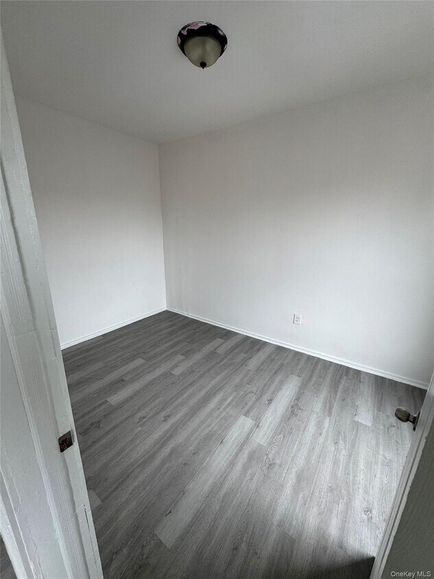 Foto principal - 238 S 3rd Ave