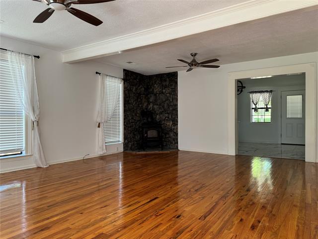 Foto del edificio - 1718 Woodlawn Blvd