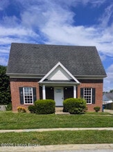Building Photo - 9630 Combs Ln