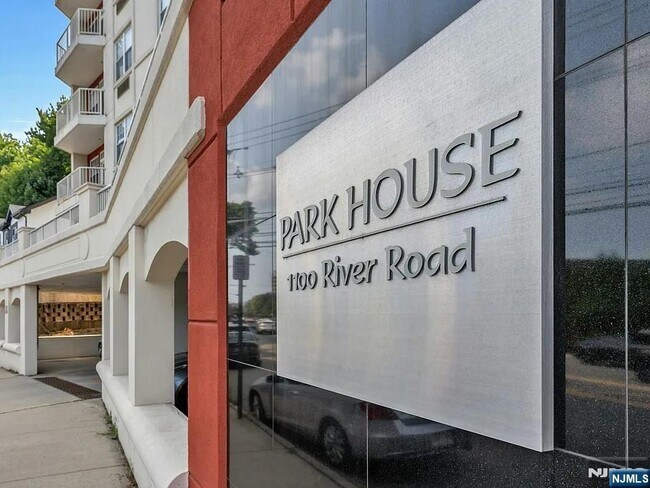 Foto del edificio - 1100 River 202