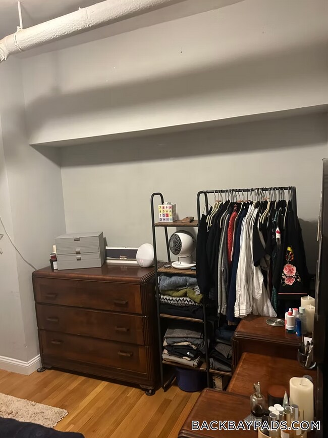 Foto del edificio - 583 Beacon St