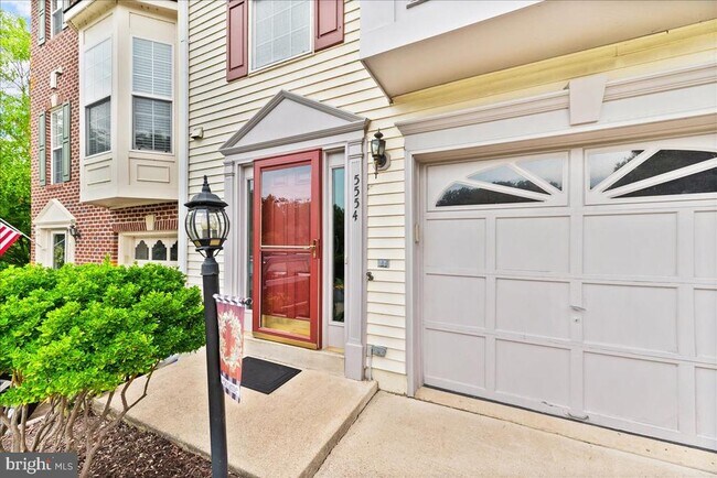 Building Photo - 5554 Jowett Ct