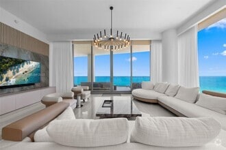 Building Photo - 17901 Collins Ave