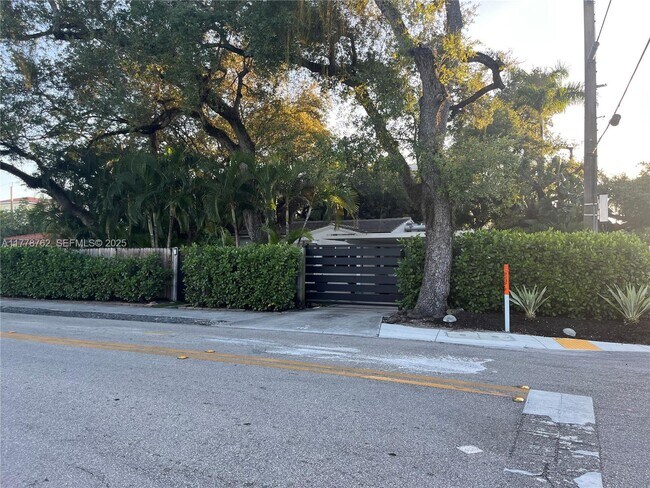 Foto del edificio - 701 SW 9th Ave