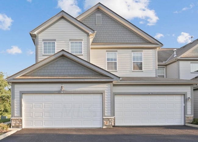 Building Photo - 560 Redwood Ln