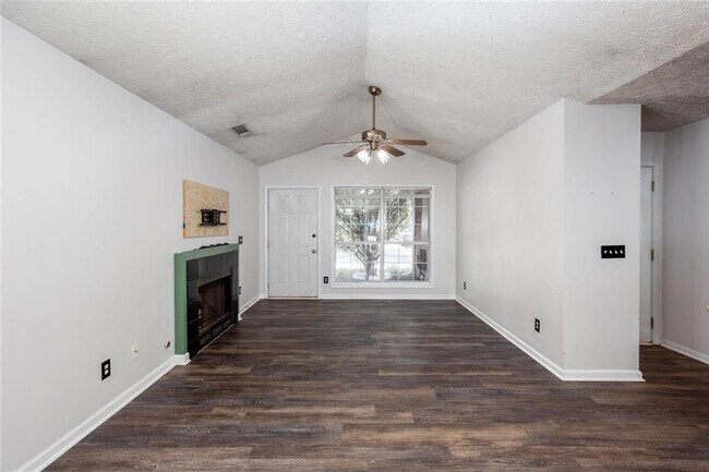 Foto del edificio - 1092 Britley Park Ln