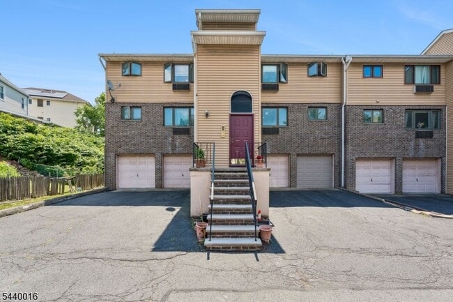 Foto del edificio - 112 Mill St