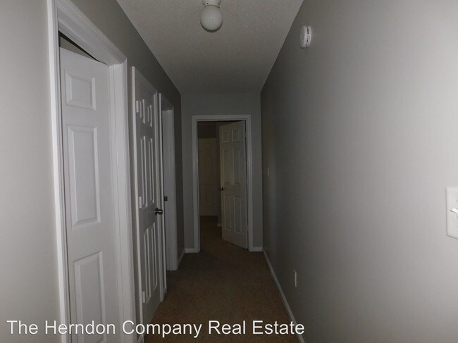 Building Photo - 4 br, 2 bath House - 3880 Heather Way