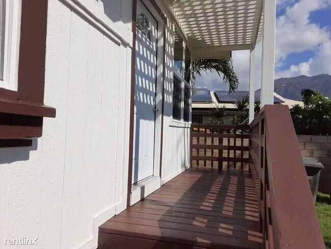 Building Photo - 2 br, 1 bath House - 84 -140 Water St