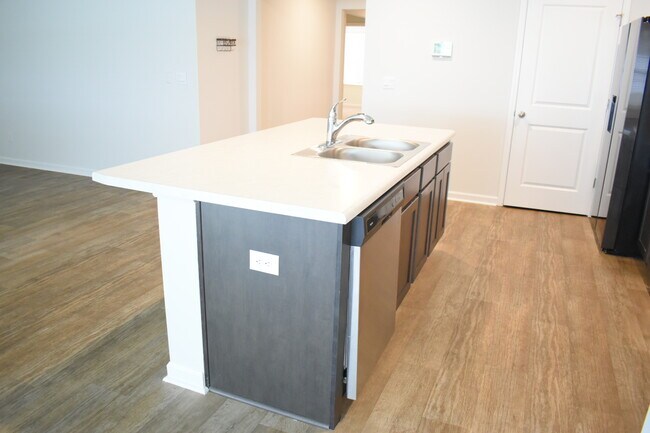 Foto del edificio - 668 Buckeye Rd NE