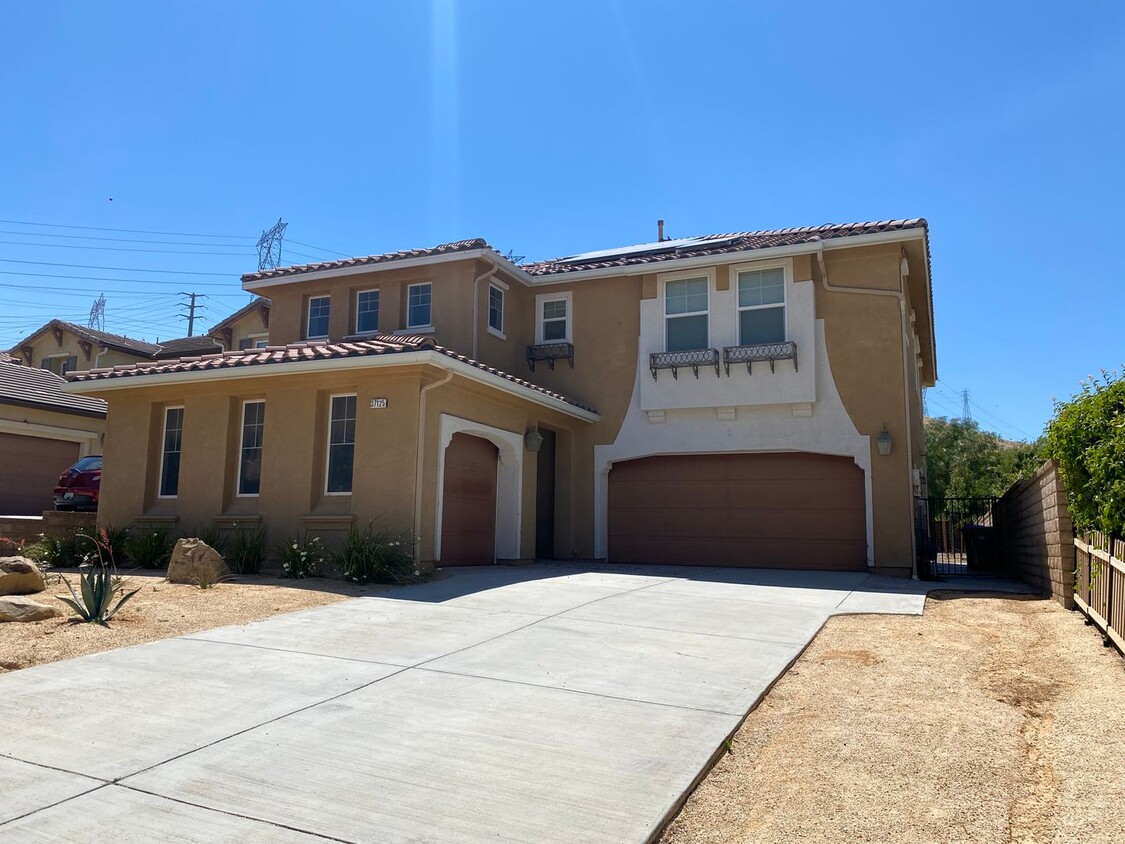 Primary Photo - Gorgeous Ana Verde 4 bedroom - Coming soon !