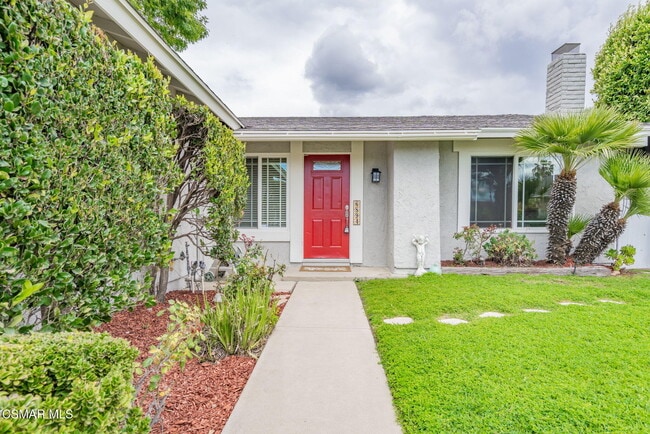 Foto del edificio - 6894 N Auburn Cir