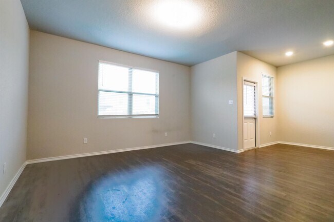 Building Photo - 10547 Green Rock Dr