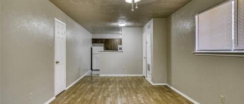 Foto del edificio - 2406 Toro Ln