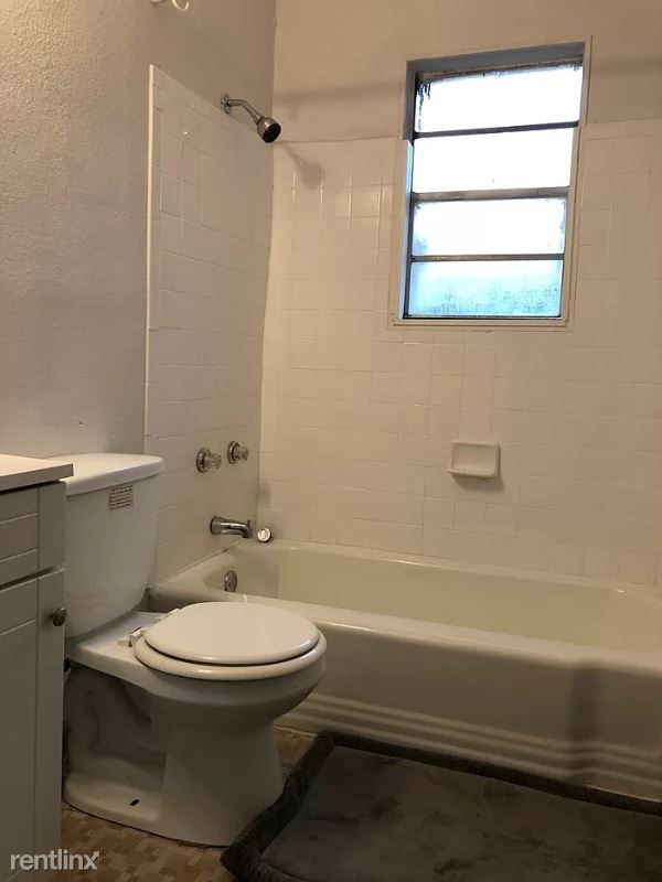 Building Photo - 2 br, 1 bath Apartment - 902 Stuyvesant Ave